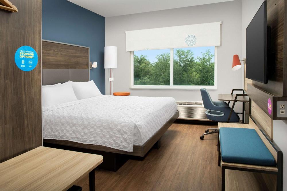 King Room interior